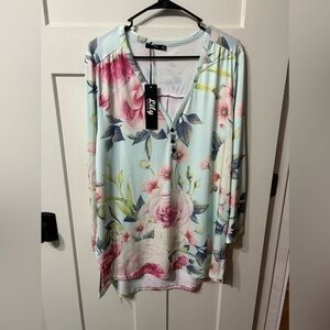 🌸🌷🌺Lily by Firmiana Plus size tunic floral 🌺🌸🌹